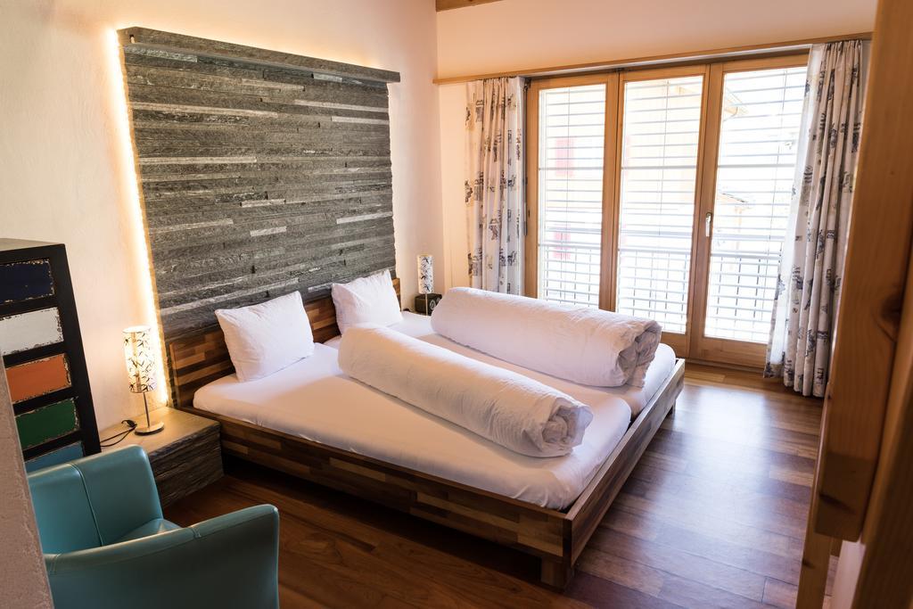Schnider Bed&Breakfast Und Cafe Vals Exterior photo