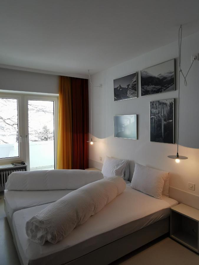 Schnider Bed&Breakfast Und Cafe Vals Exterior photo